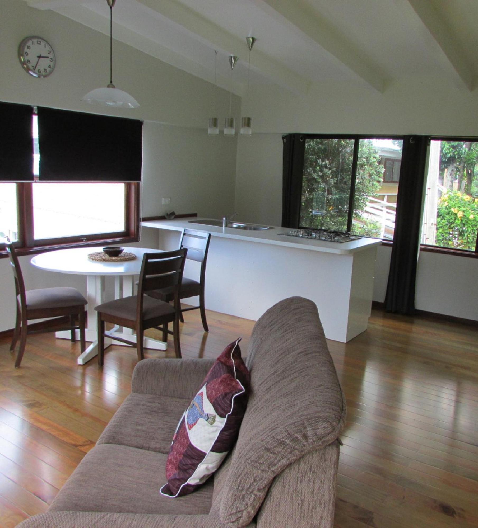 Hideaway Retreat Hotel Burnt Pine Bagian luar foto